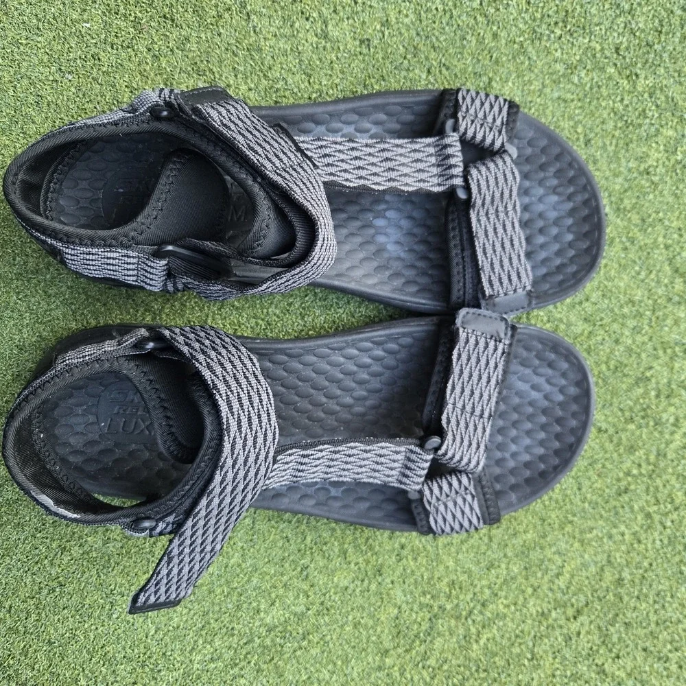 Skechers Sandals Mens Size 8 Goodyear Relaxed Fit Luxe Foam Black/gray